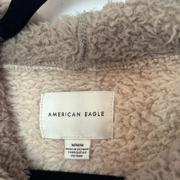 American Eagle Outfitters Tan Sherpa Jacket - Picture 2 of 4